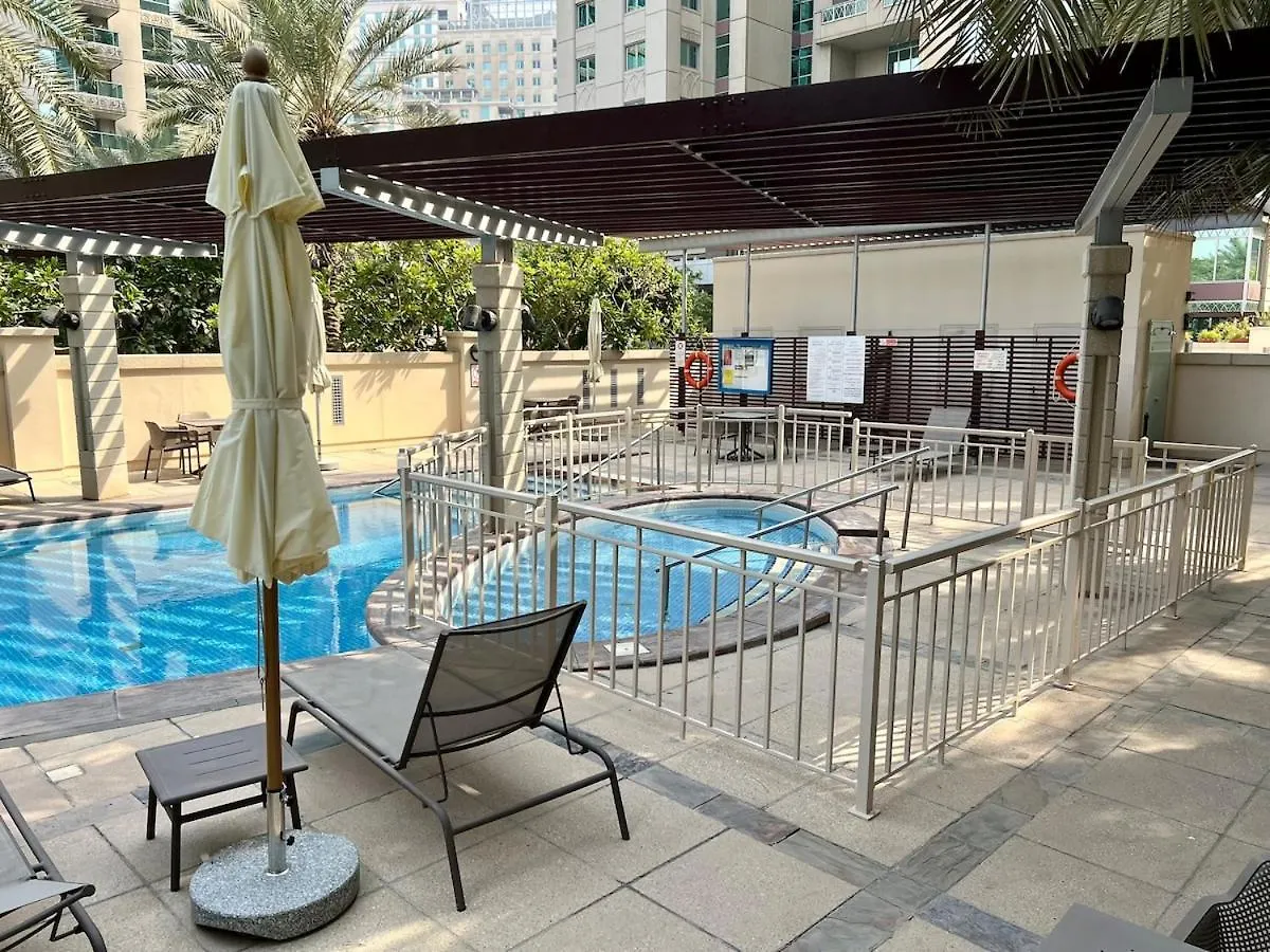 Stylish Apartment - Dubai Marina